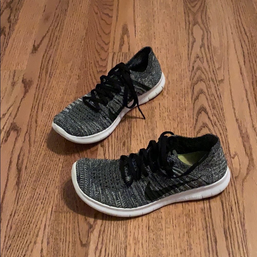 Nike black, gray, white Free RN Flyknit shoes